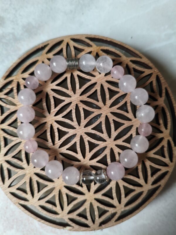 Bracelet Amour quartz rose 8 mm cristal de roche intercalaires fleurs harmonie coeur