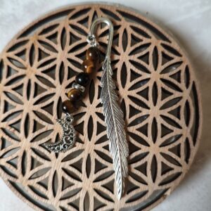 marque-page oeil de tigre avec symbole lune lithothérapie