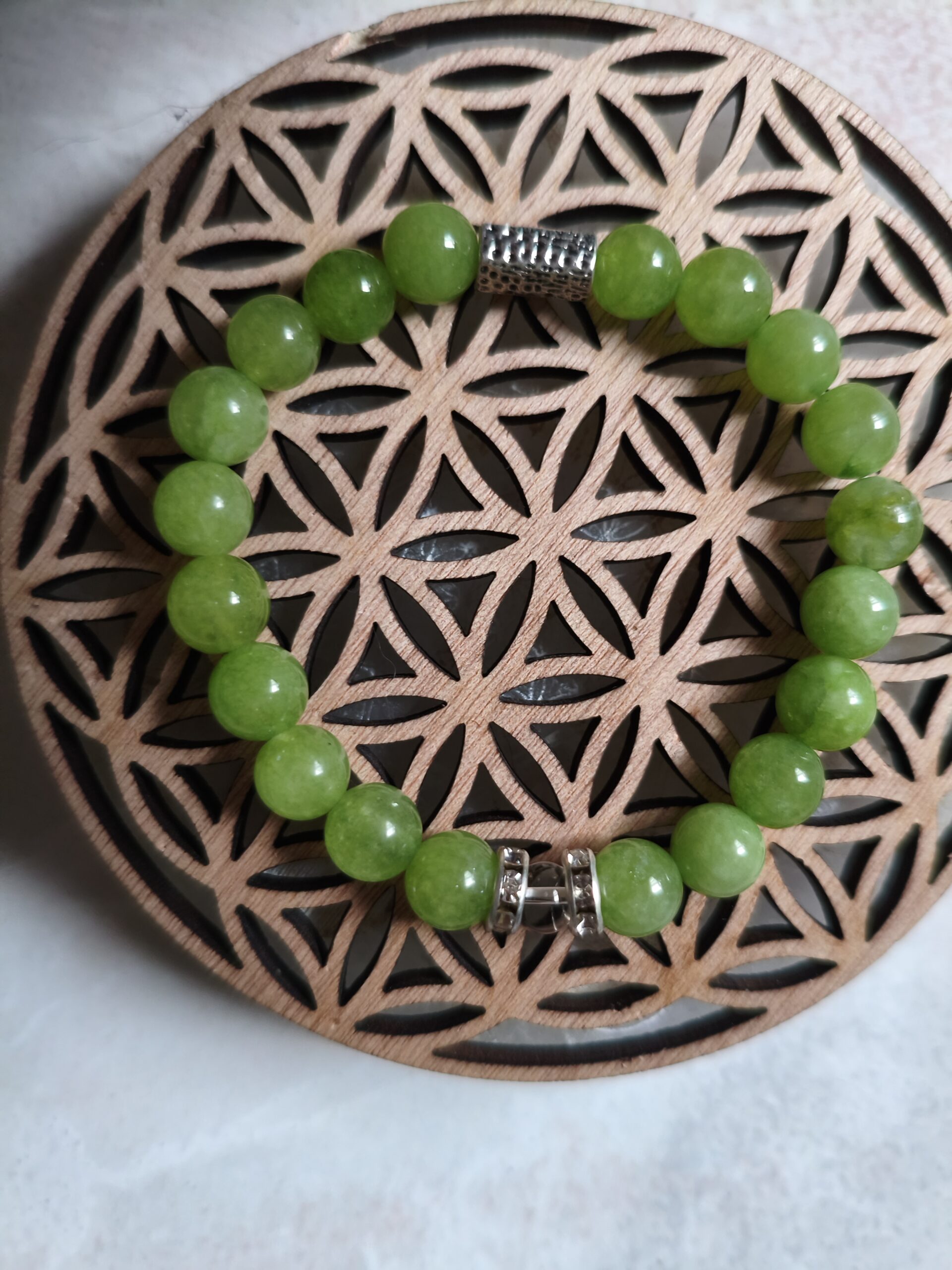 bracelet péridot vert 8mm cristal de roche minéraux prospérité chance vitalité renouveau optimisme