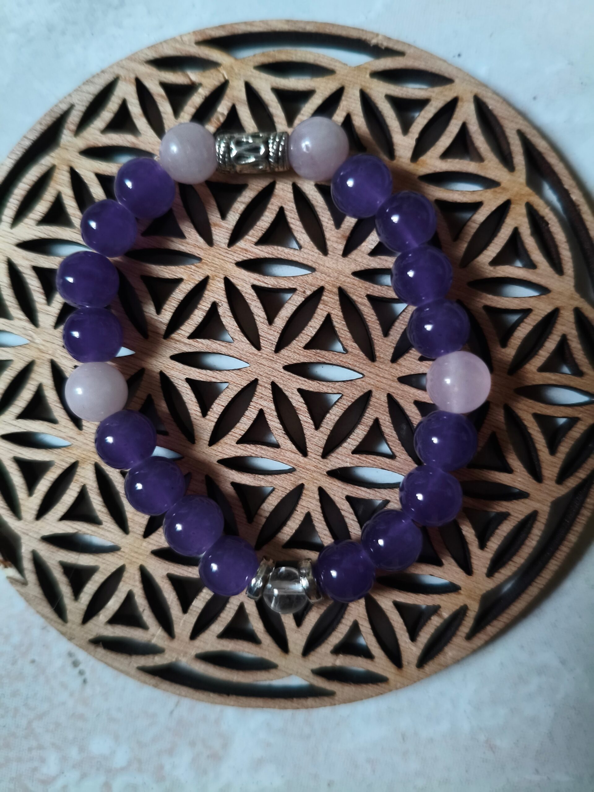 bracelet en amethyste et quartz rose avec cristal de roche lithotherapie mineraux
